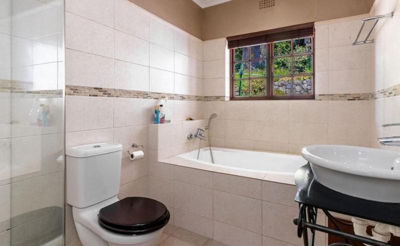 4 Bedroom Property for Sale in Hout Bay Western Cape